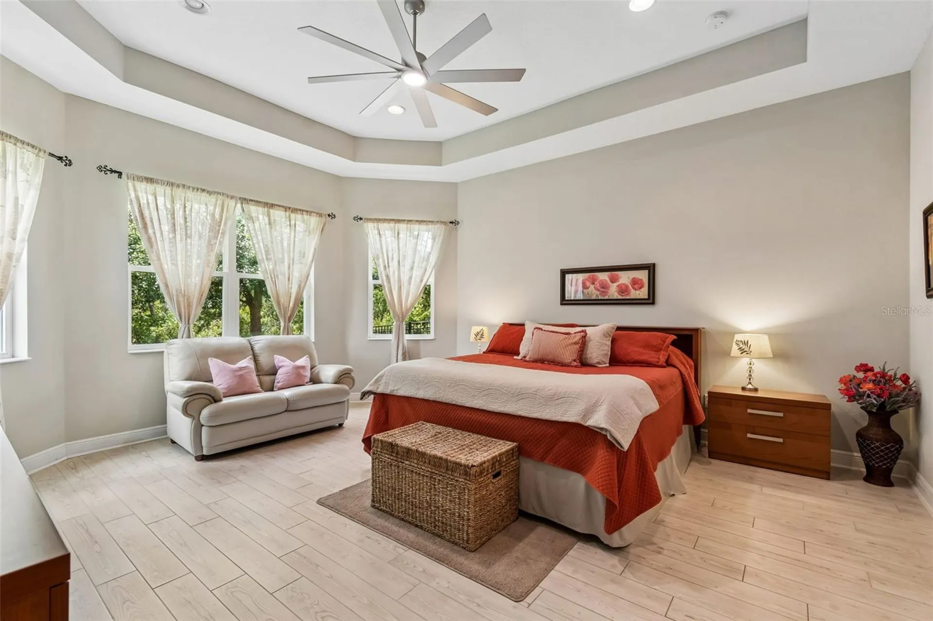 2213 Hollow Forest Court Wesley Chapel FL 33543