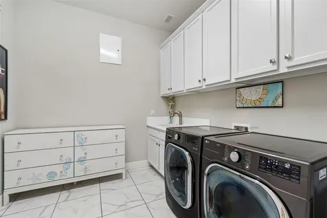 2213 Hollow Forest Court Wesley Chapel FL 33543