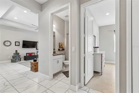 2213 Hollow Forest Court Wesley Chapel FL 33543