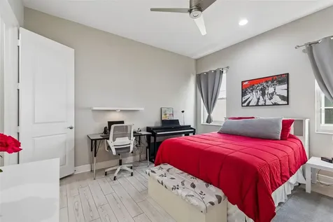 2213 Hollow Forest Court Wesley Chapel FL 33543
