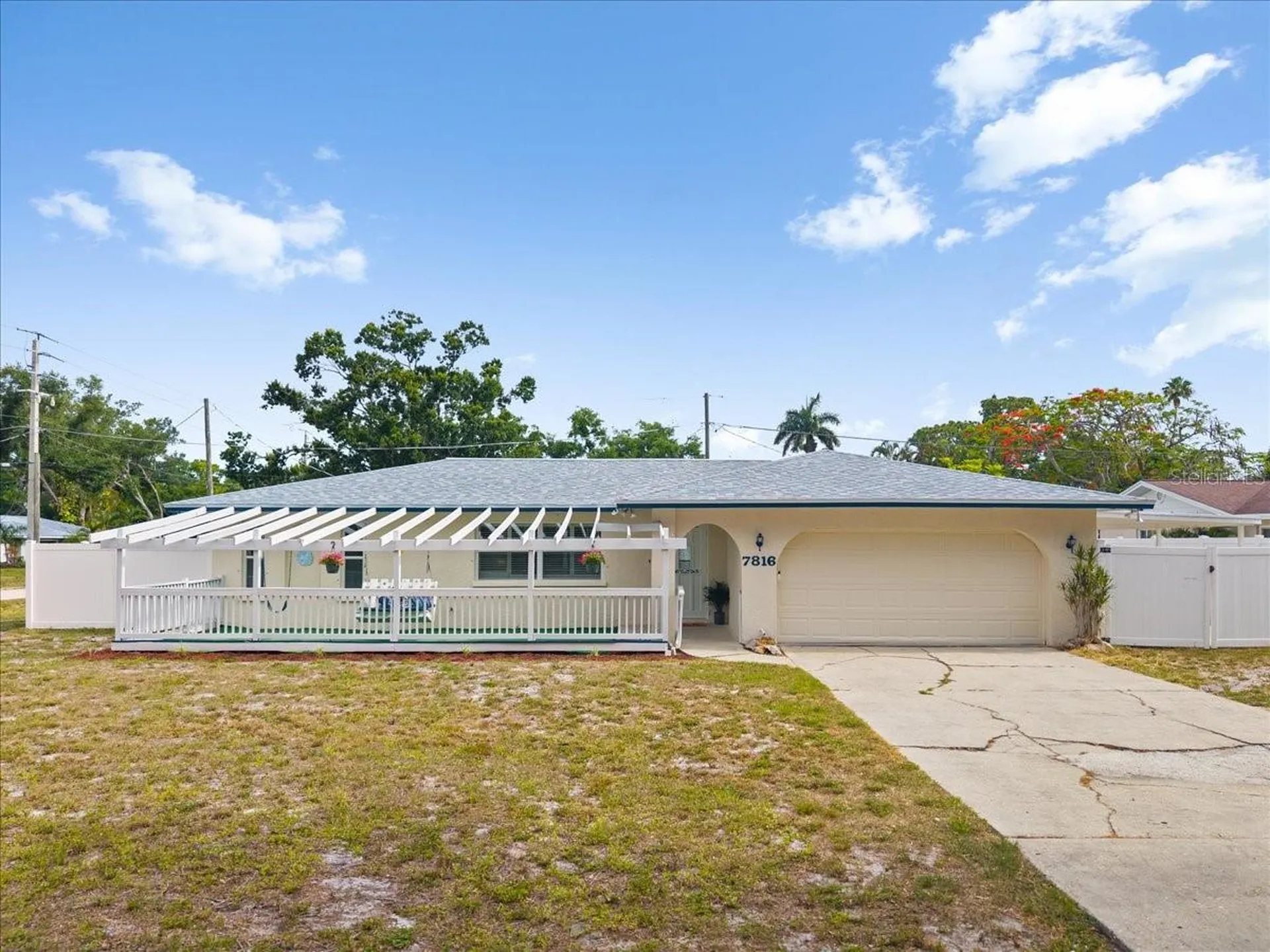 7816 3rd Avenue W Bradenton FL 34209