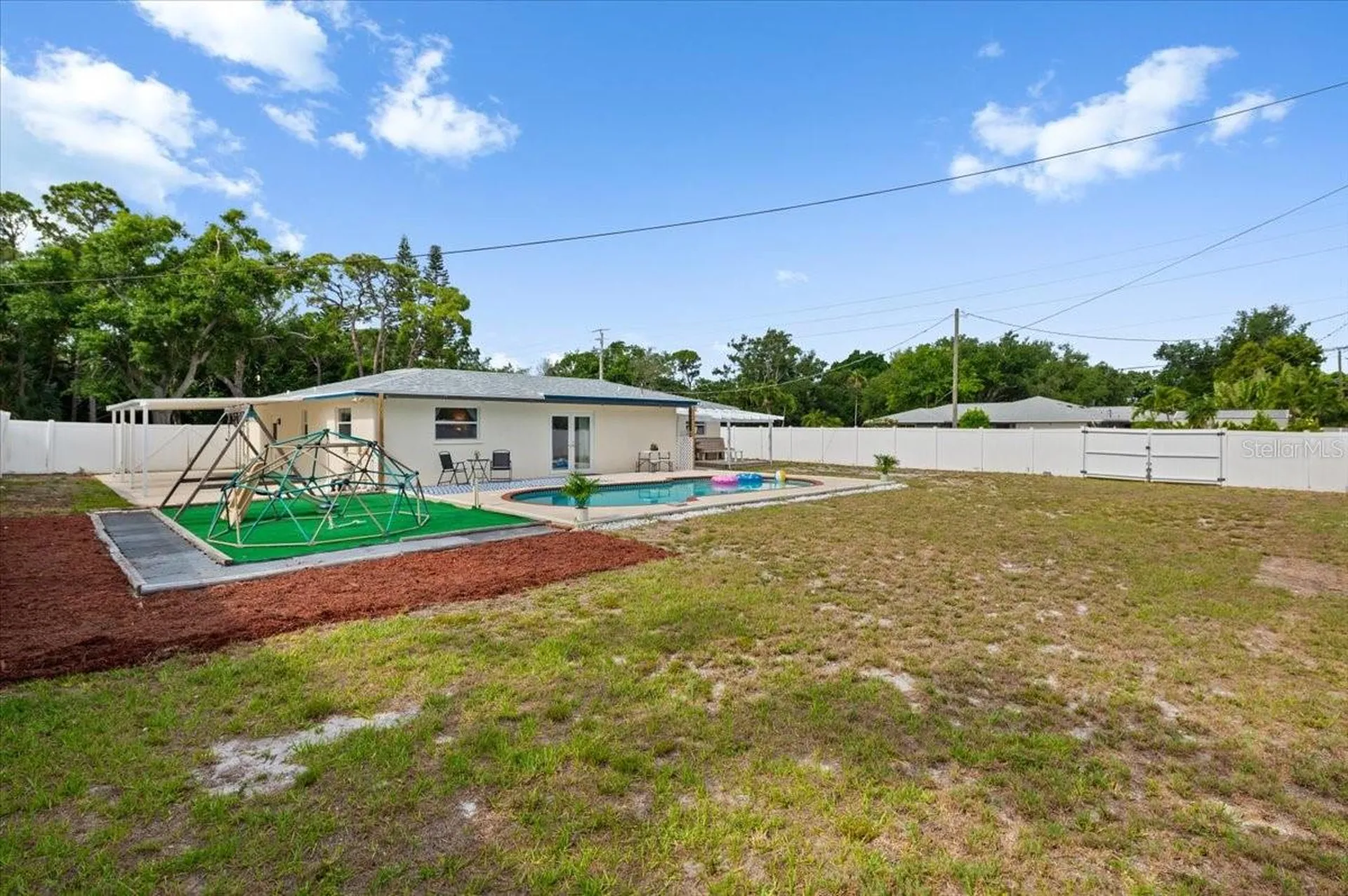7816 3rd Avenue W Bradenton FL 34209