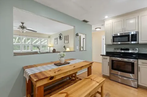 7816 3rd Avenue W Bradenton FL 34209
