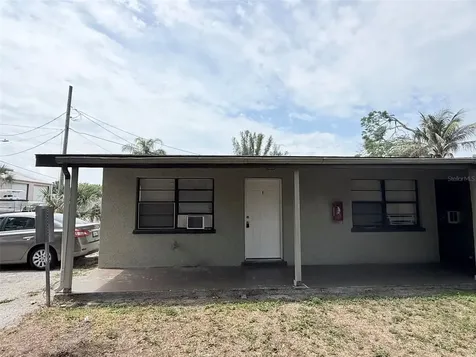 2404 10TH Street W Bradenton FL 34205