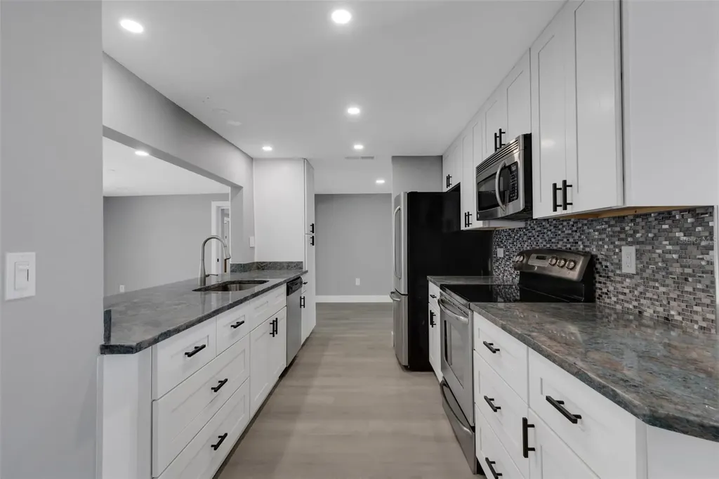 4645 Hunter Ridge Drive Sarasota FL 34233