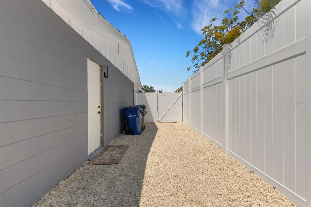 4645 Hunter Ridge Drive Sarasota FL 34233