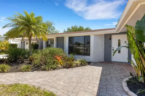 4645 Hunter Ridge Drive Sarasota FL 34233