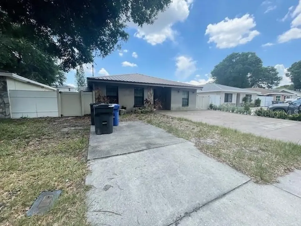 3804 W Hamilton Avenue Tampa FL 33614