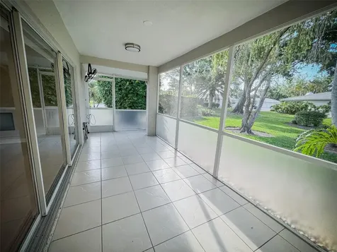 3038 Ringwood Meadow Sarasota FL 34235