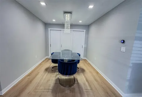 3038 Ringwood Meadow Sarasota FL 34235