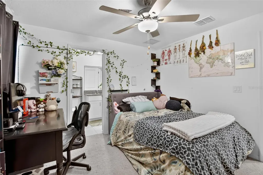 7050 Ripple Pond Loop Zephyrhills FL 33541