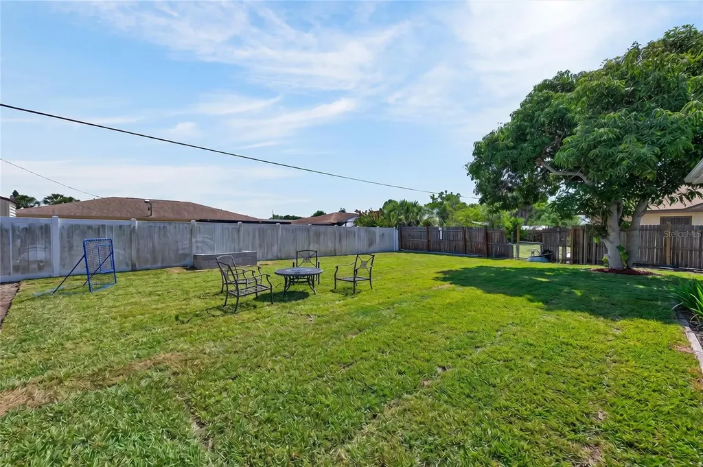 532 Center Road Venice FL 34285