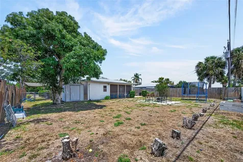 532 Center Road Venice FL 34285