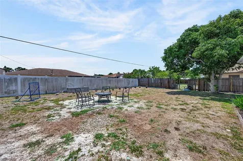 532 Center Road Venice FL 34285