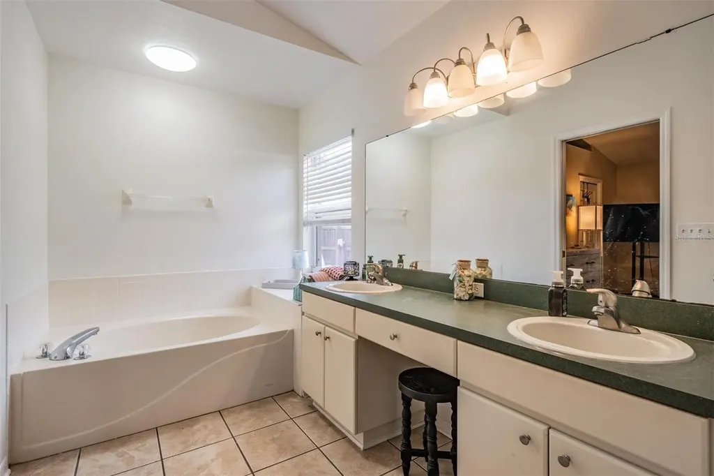 4638 Tucson Court Valrico FL 33594