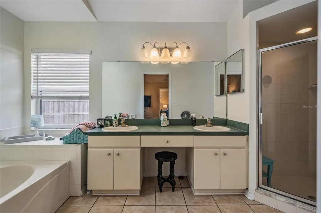 4638 Tucson Court Valrico FL 33594