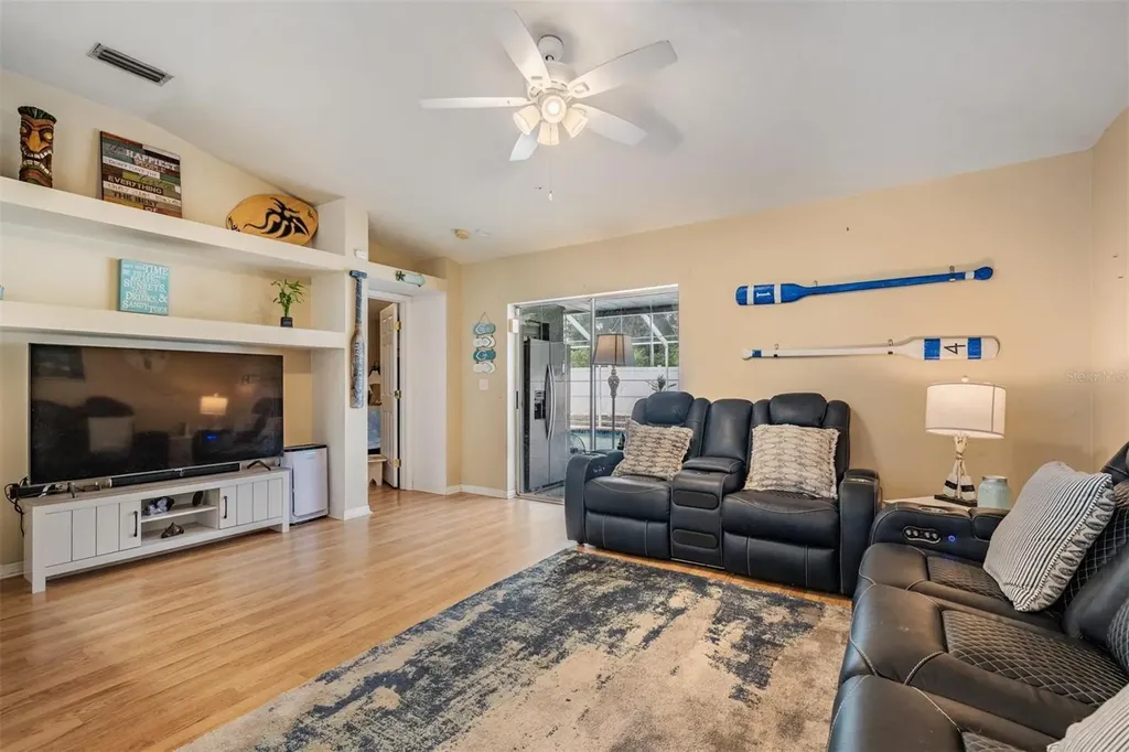 4638 Tucson Court Valrico FL 33594