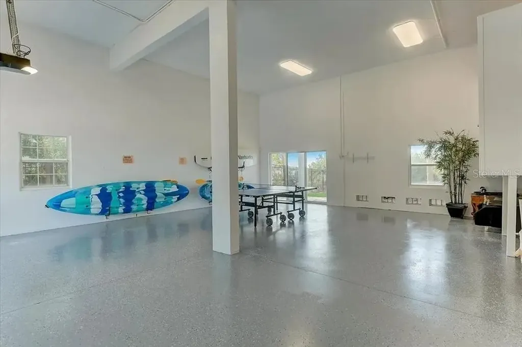 2424 Bay Drive Bradenton FL 34207