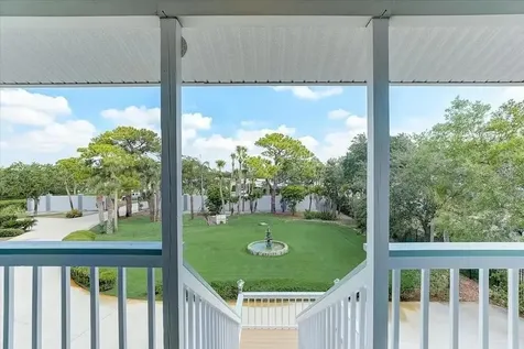 2424 Bay Drive Bradenton FL 34207