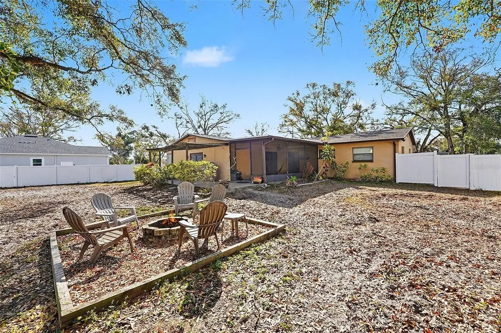 5967 102nd Avenue N Pinellas Park FL 33782
