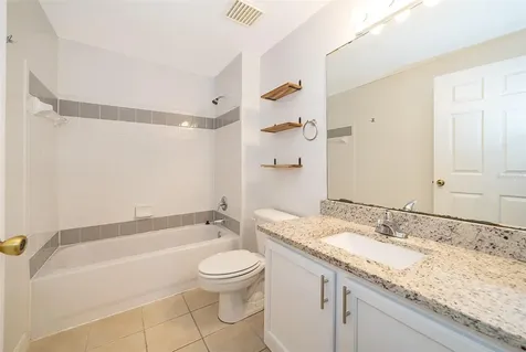6663 Queens Borough Avenue Orlando FL 32835