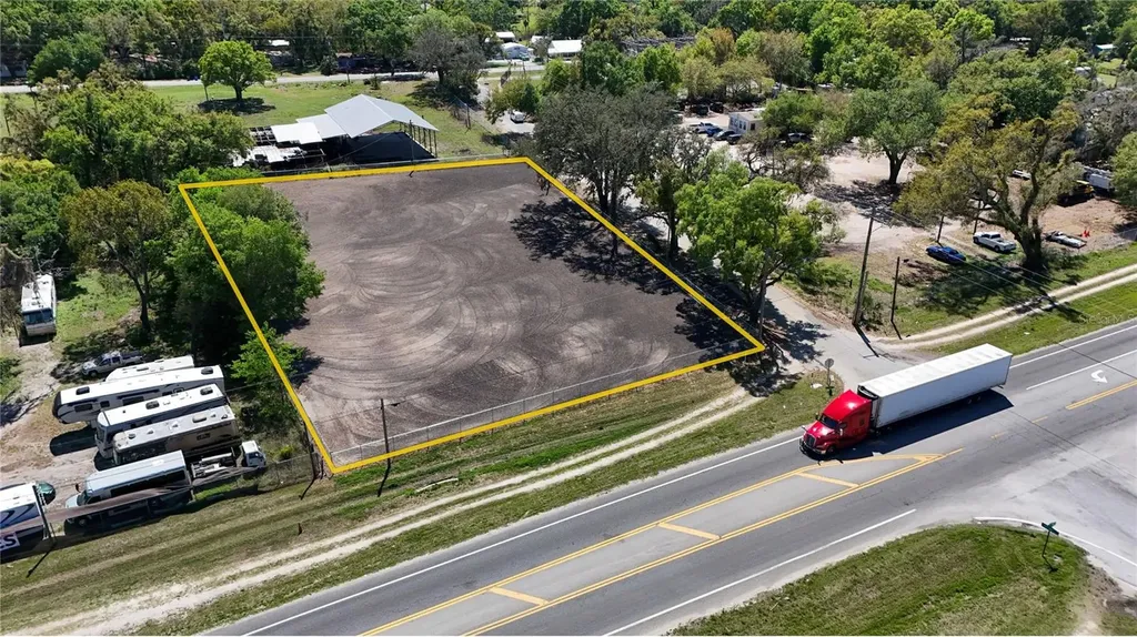 11703 N Us 301 Highway Thonotosassa FL 33592