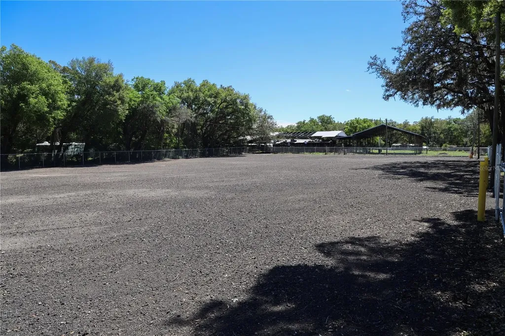 11703 N Us 301 Highway Thonotosassa FL 33592