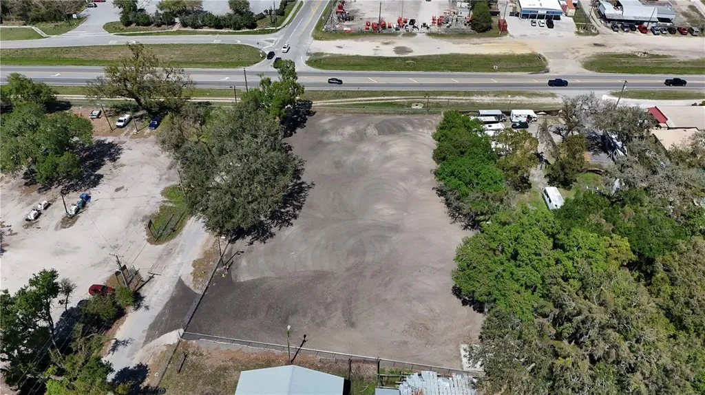 11703 N Us 301 Highway Thonotosassa FL 33592