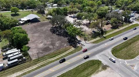 11703 N Us 301 Highway Thonotosassa FL 33592