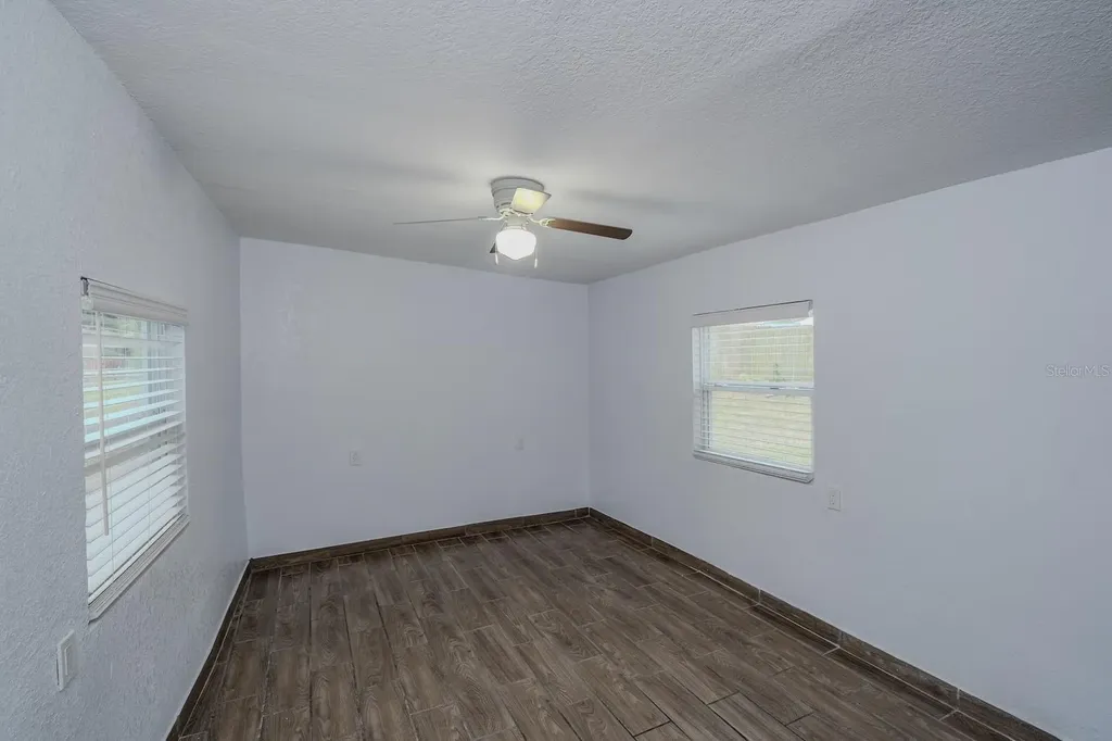 503 Moore Avenue Seffner FL 33584