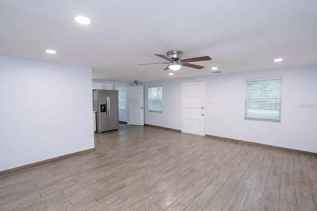 503 Moore Avenue Seffner FL 33584