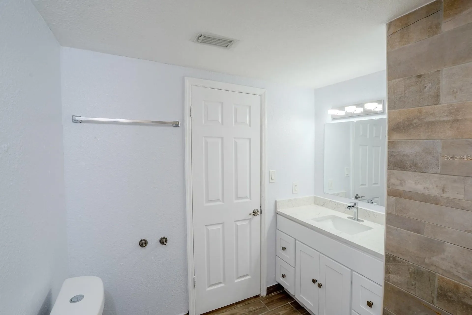 503 Moore Avenue Seffner FL 33584