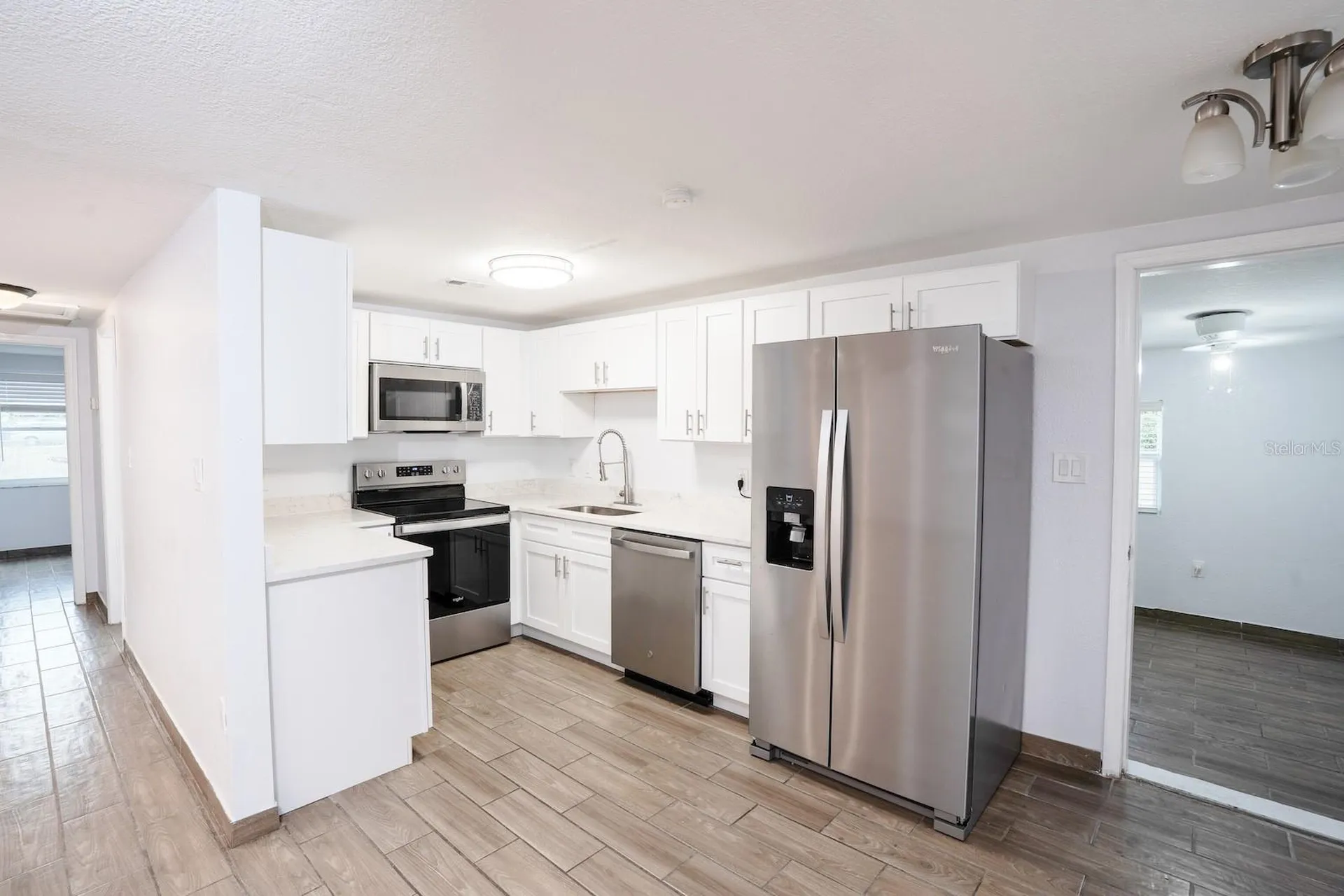 503 Moore Avenue Seffner FL 33584