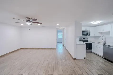 503 Moore Avenue Seffner FL 33584
