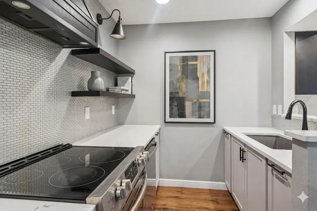 4777 Cr 306a Lake Panasoffkee FL 33538