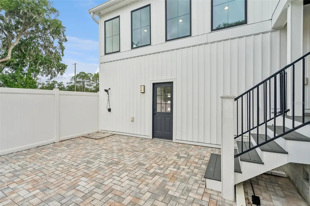4777 Cr 306a Lake Panasoffkee FL 33538