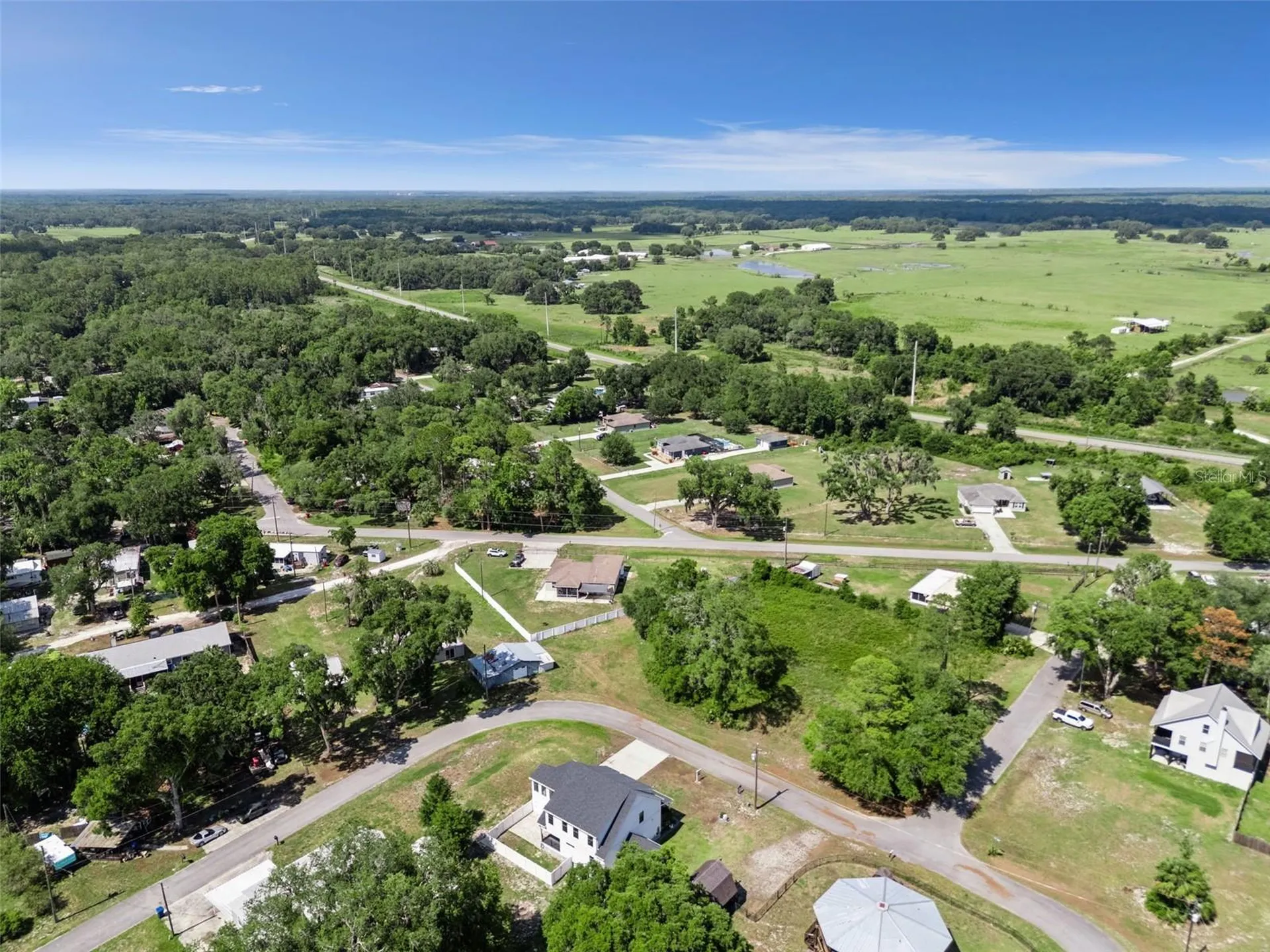 4777 Cr 306a Lake Panasoffkee FL 33538