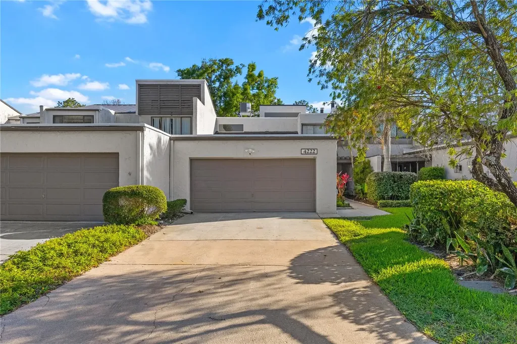 4222 Fairway Circle Tampa FL 33618