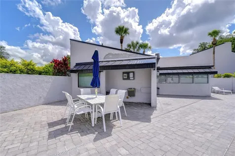 4222 Fairway Circle Tampa FL 33618