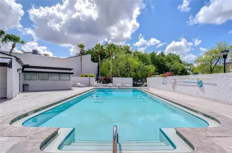 4222 Fairway Circle Tampa FL 33618