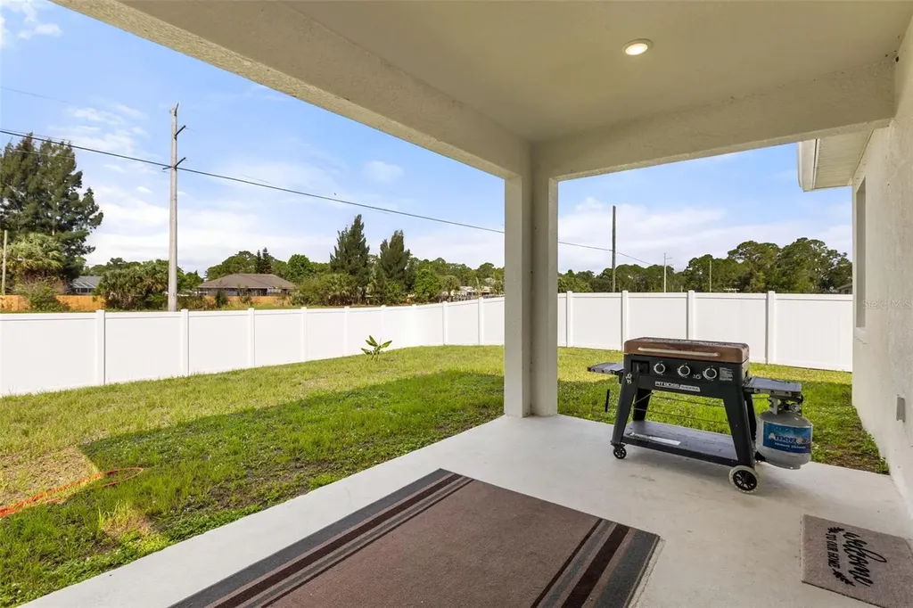 802 Damek Terrace SW Palm Bay FL 32908