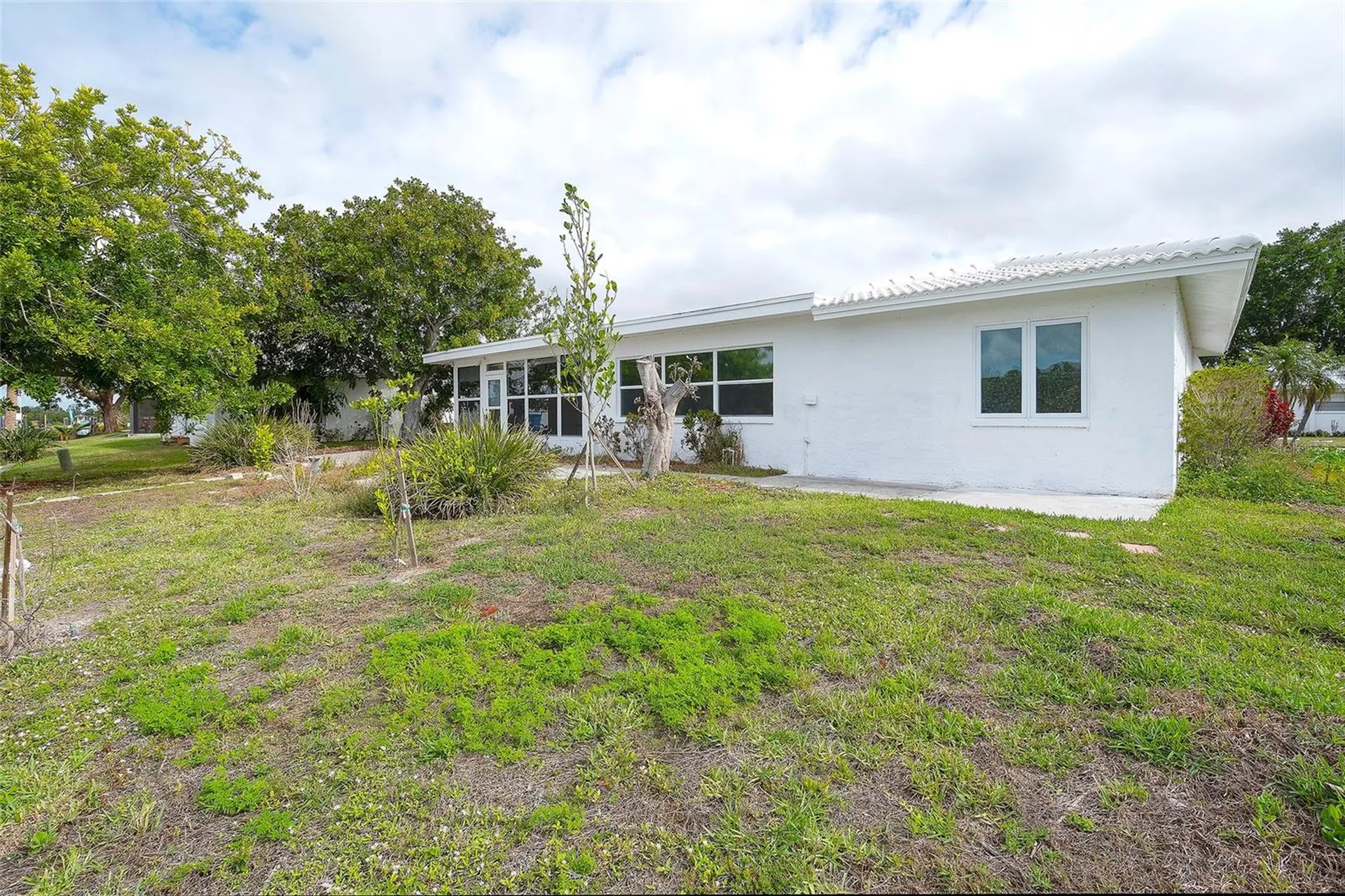 3810 Joyce Drive Bradenton FL 34208