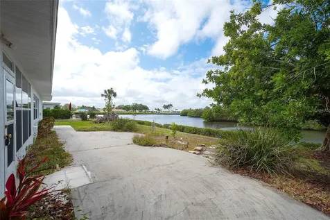 3810 Joyce Drive Bradenton FL 34208