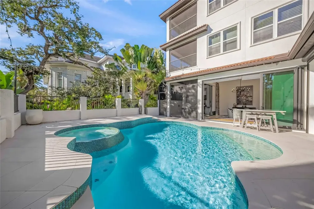 1451 Rebecca Lane Sarasota FL 34231