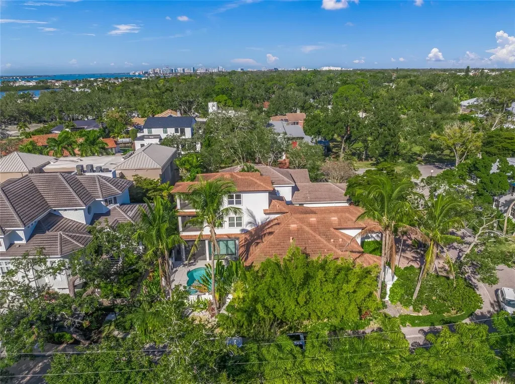1451 Rebecca Lane Sarasota FL 34231