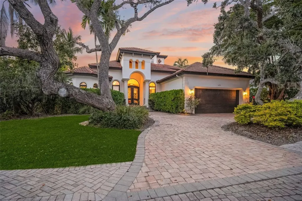 1451 Rebecca Lane Sarasota FL 34231