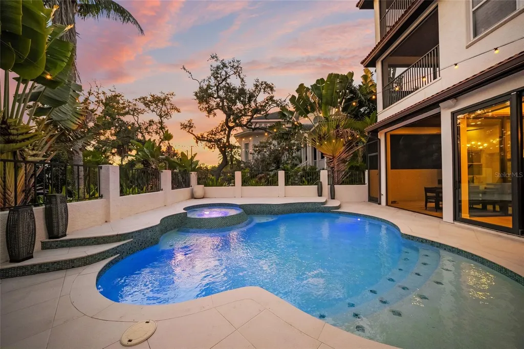 1451 Rebecca Lane Sarasota FL 34231
