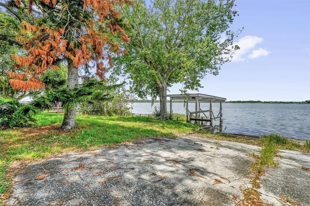 2050 Thelma Drive Lake Alfred FL 33850