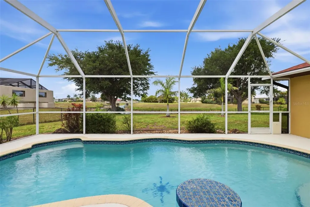 894 Boundary Boulevard Rotonda West FL 33947