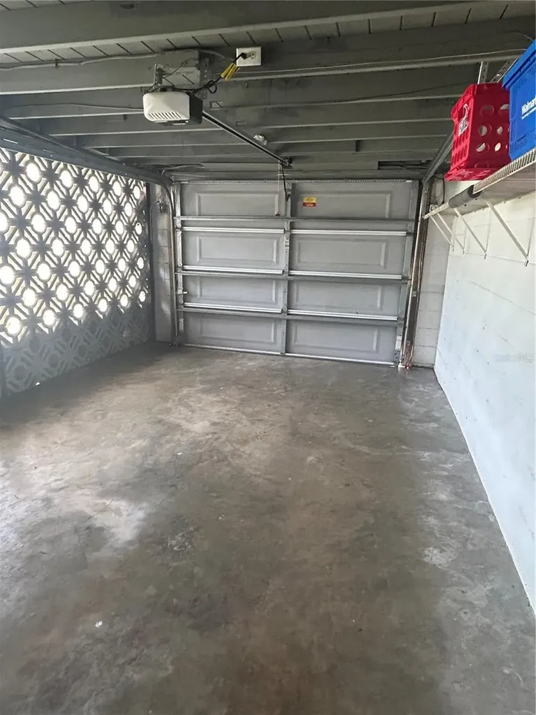 902 N Crystal Terrace Plant City FL 33563